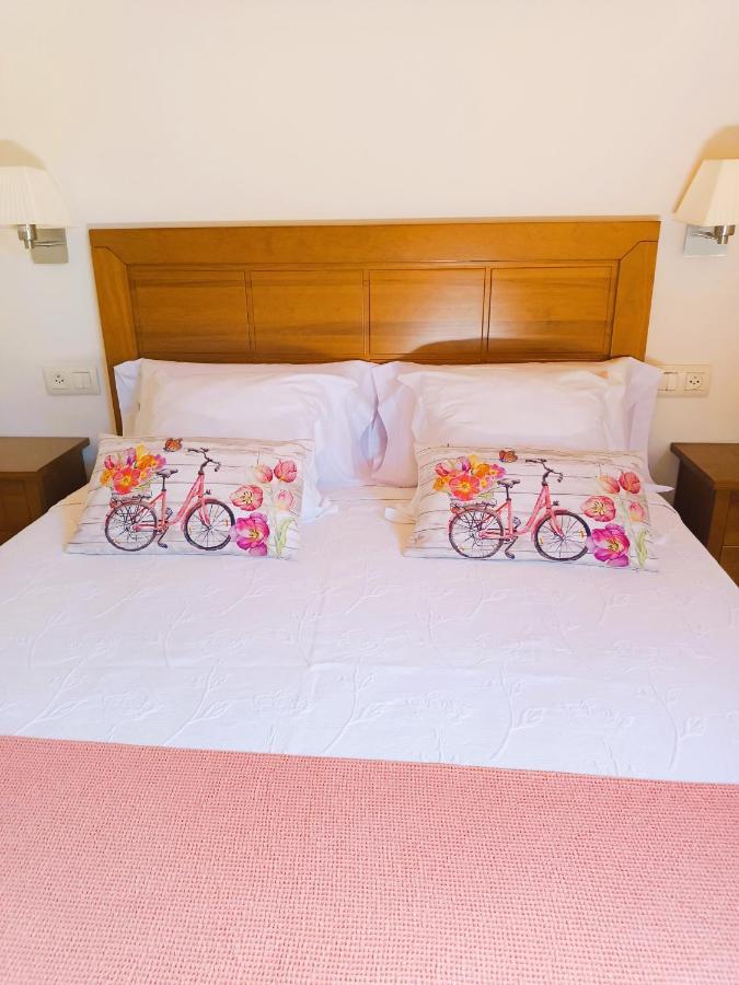 Appartamento Duplex Playa De Rons O Grove Esterno foto