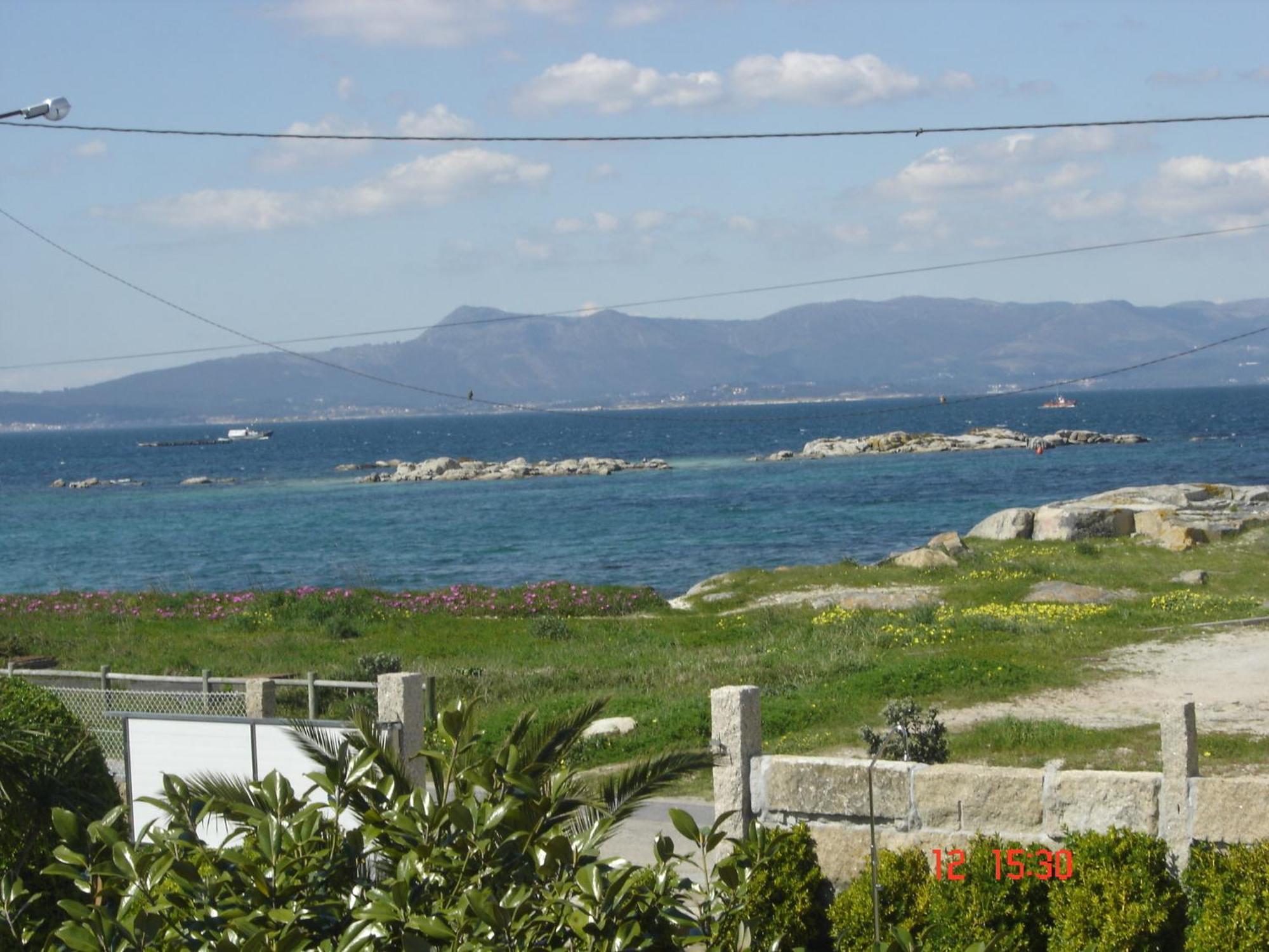 Appartamento Duplex Playa De Rons O Grove Esterno foto