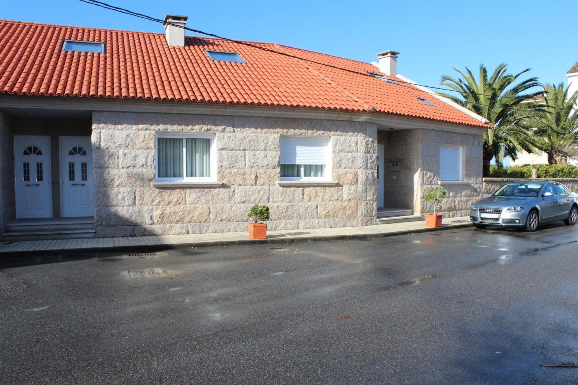 Appartamento Duplex Playa De Rons O Grove Esterno foto